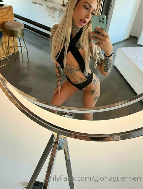 trans dominatrix onlyfans beautiful naked pics