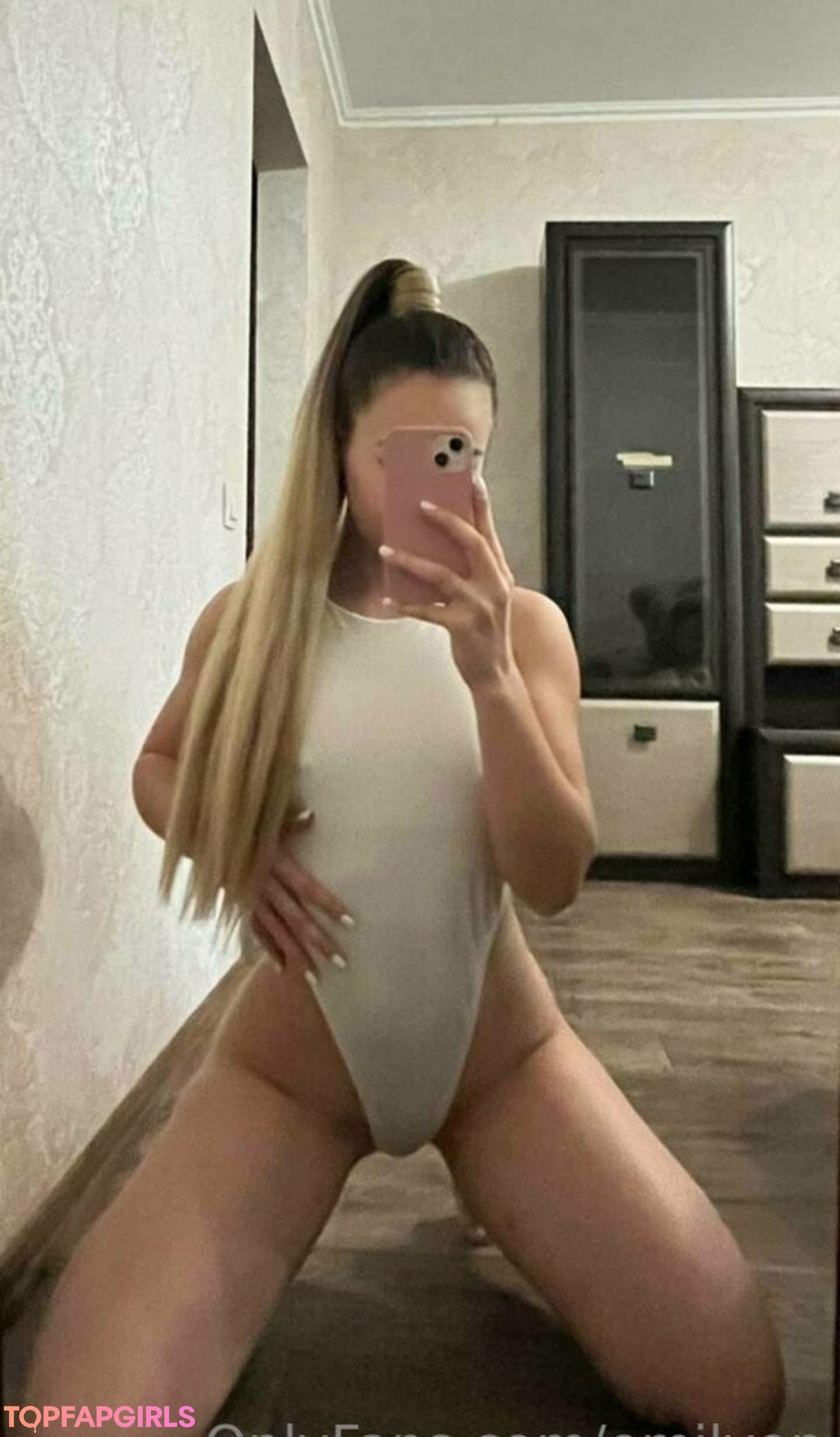 emilyon pornstar high quality gallery