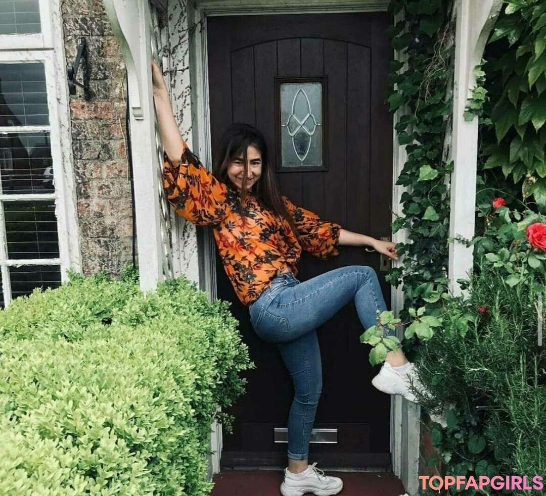 emilyon beautiful star img