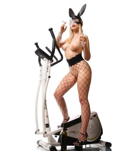 asian gangbang onlyfans sexy nudes pic