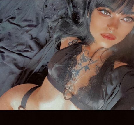 Portsmouth pornstar xxx img