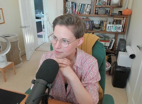 Dodger sexy star pics