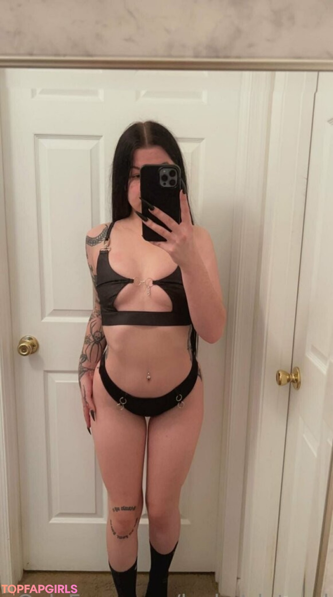 lookatdatgurl nude star archive
