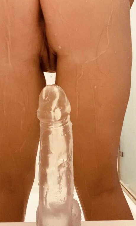 ashbashtime model adult picture