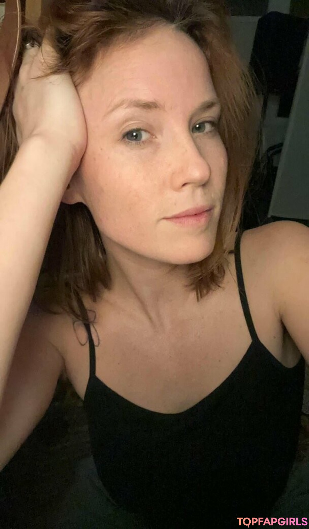 Skyra Fox pornstar image