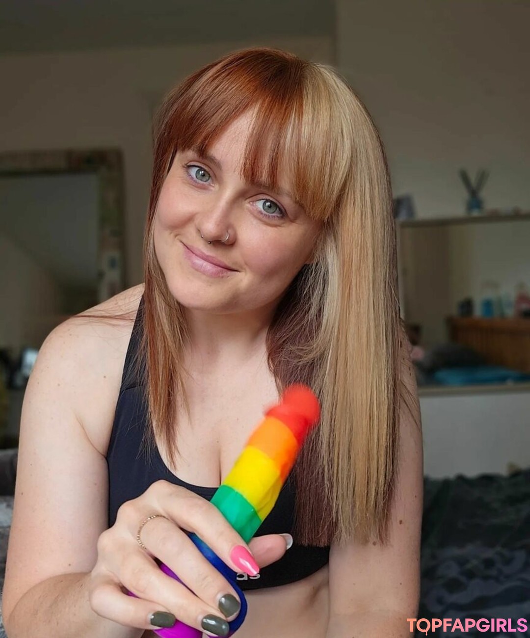 constanceflame star pornographic photo