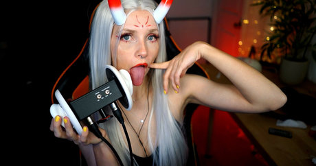 lesbians onlyfans sexy pictures