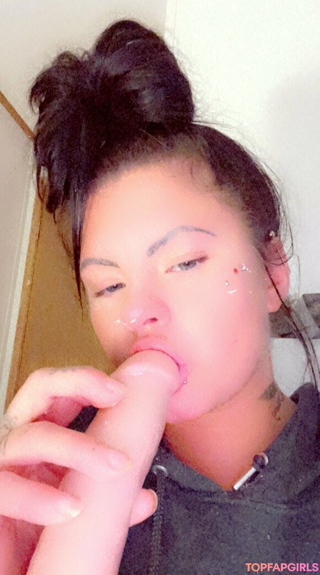 katiee0102 nice pornstar photos