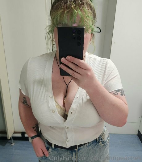 autumnpeaches nudes star image