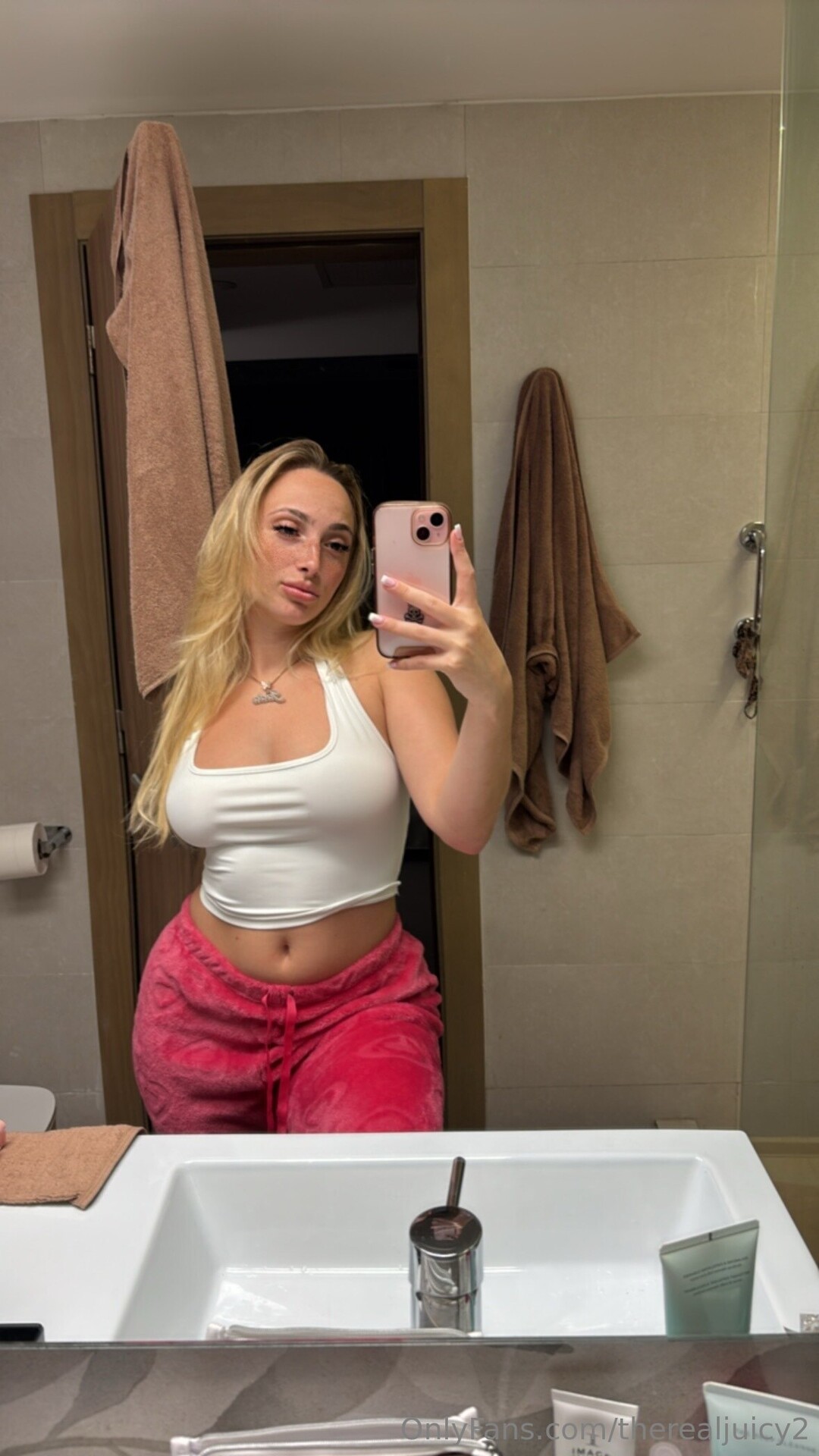 therealjuicy2 top pornstar galleries