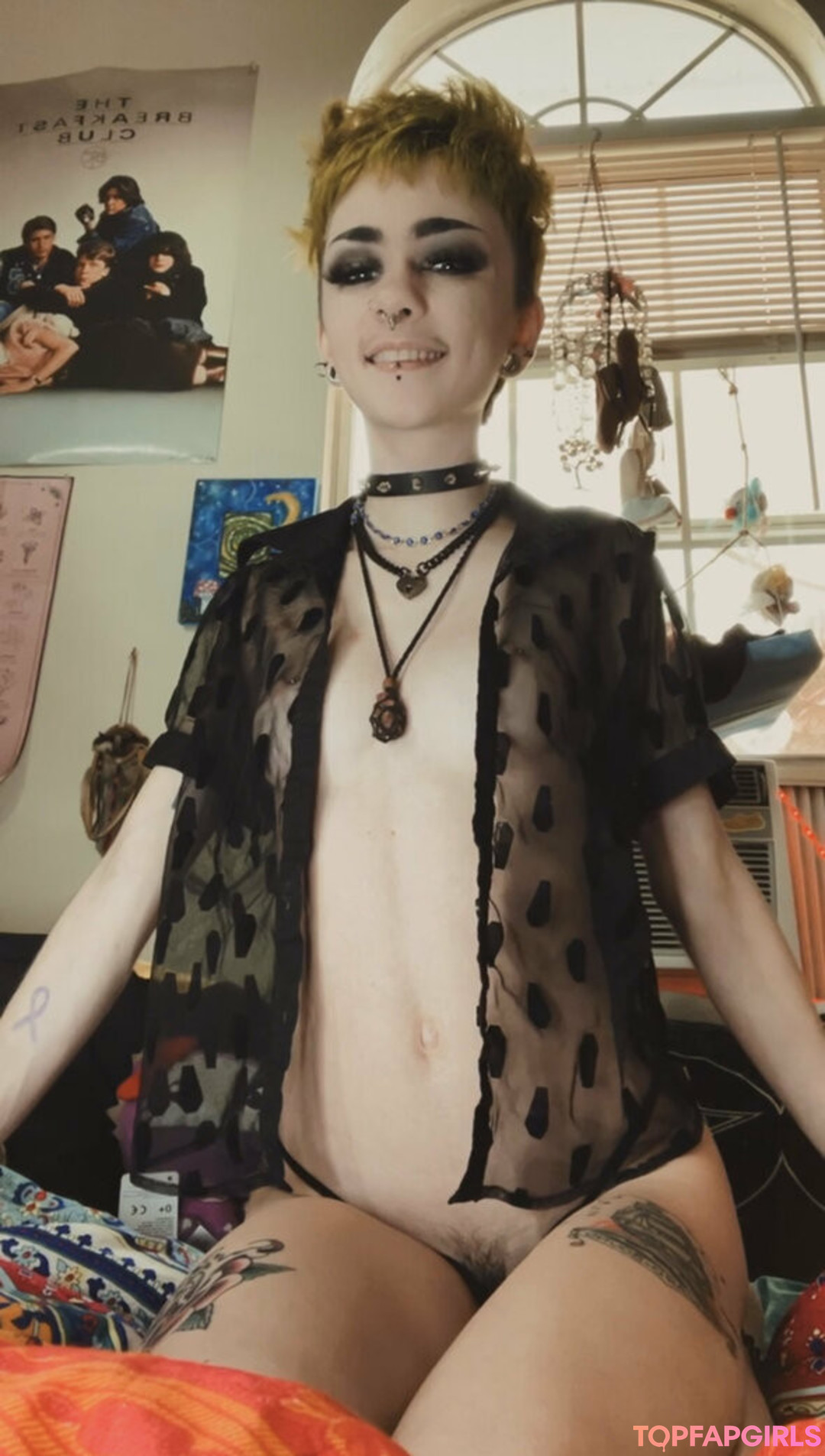 Babyyzee sex model pictures