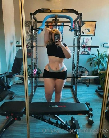 african onlyfans sexy image