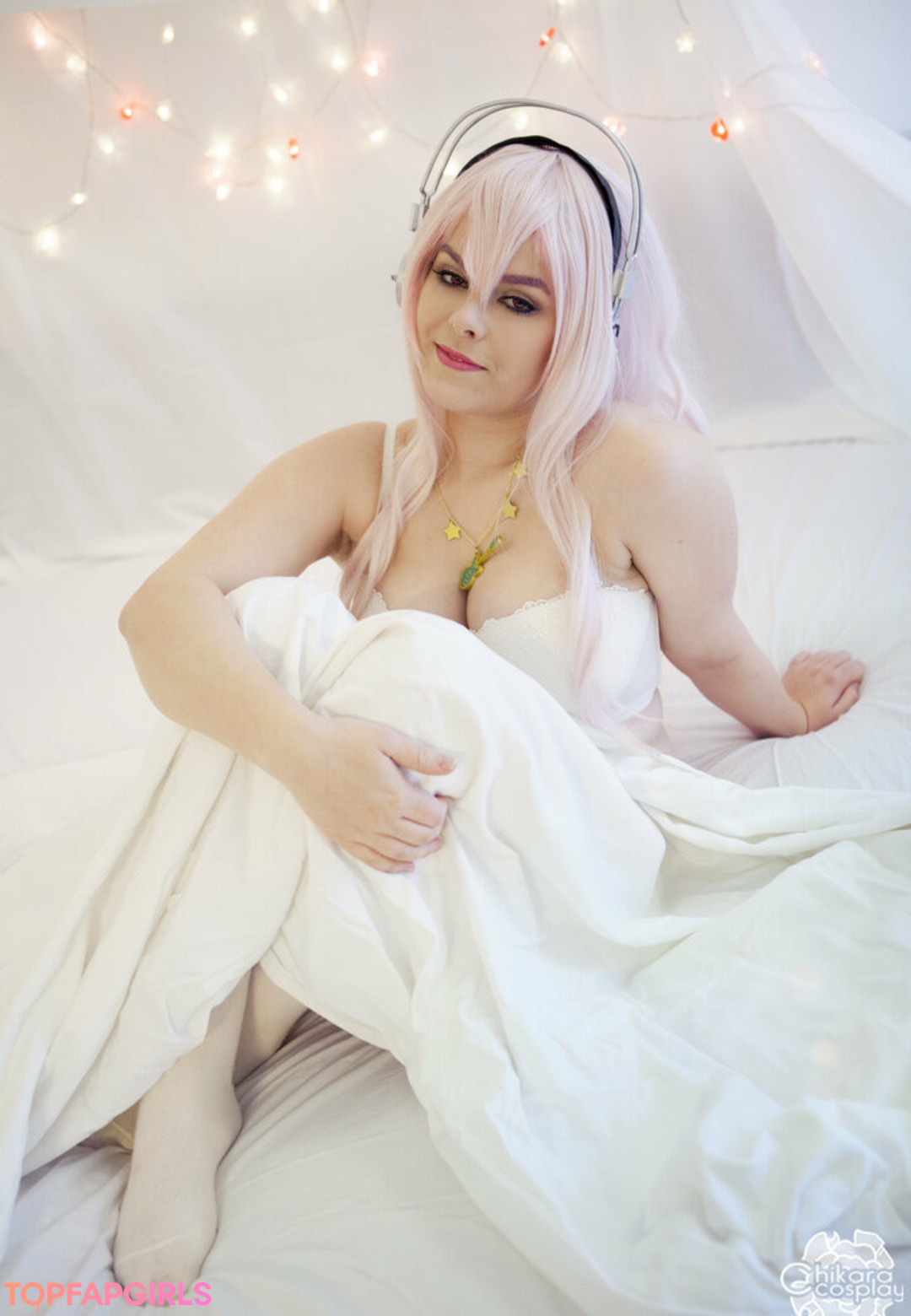chikaracosplay free actress gallery