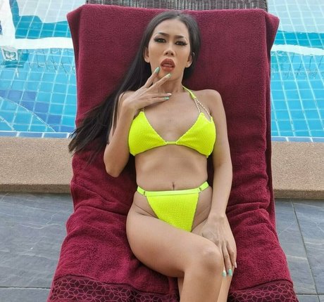 college teacher onlyfans hot nude picture