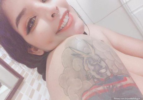 Lollygun sexy model photos