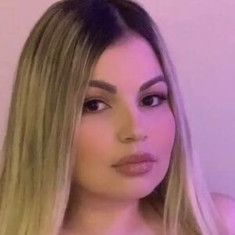 Almaawoo perfect pornstar photos