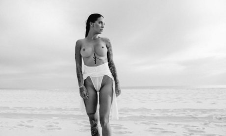 kkrystal galtry model adult picture