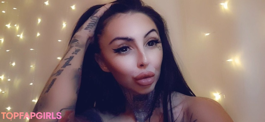 lips onlyfans sexy img