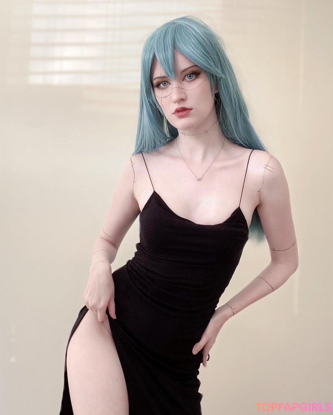 HazelFig nude model images