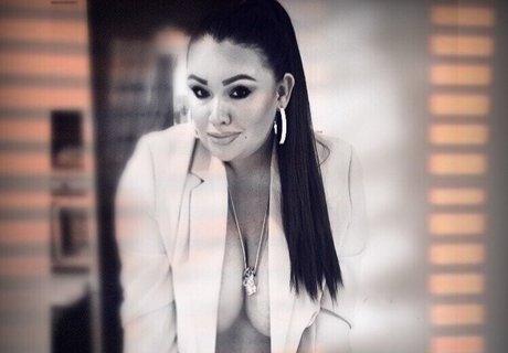 Dasha Kovalenko pornstar art galleries