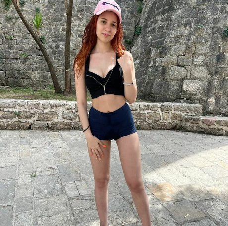 dasharkiss free erotic star picture