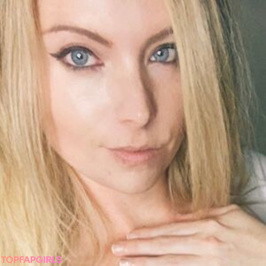 DearJess high quality pornstar pictures