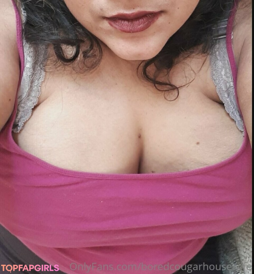 boredcougarhousewife profile image