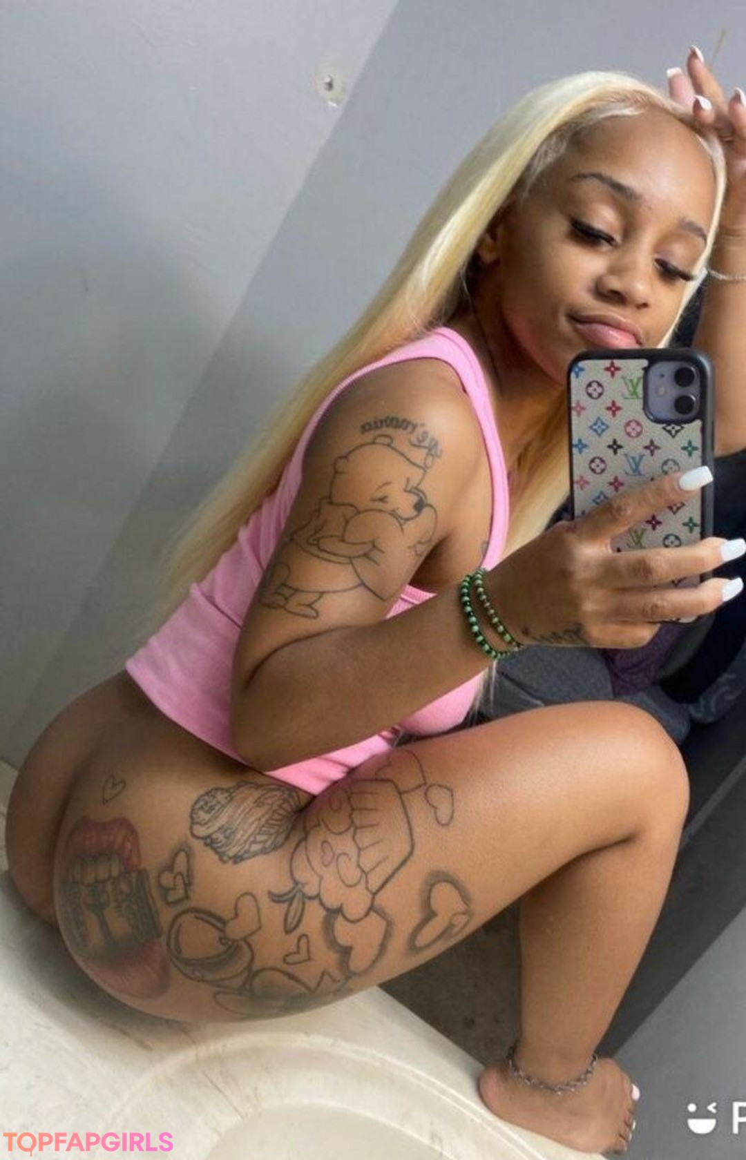 Badassheaven free model gallery