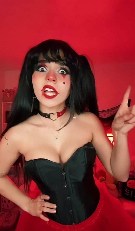 amateur asian onlyfans top image