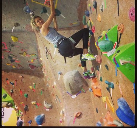 Krystal Gable pretty star pictures