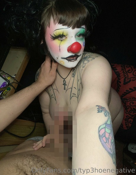 typ3hoenegative star sexy picture