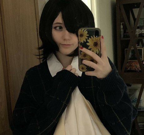 moekomori model pretty pictures