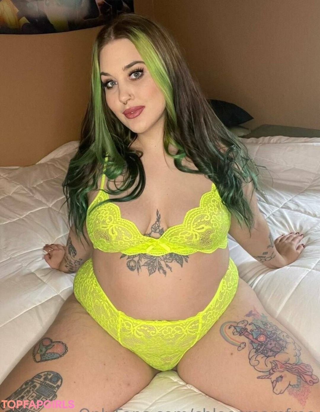 chloecreamfree model exclusive gallery