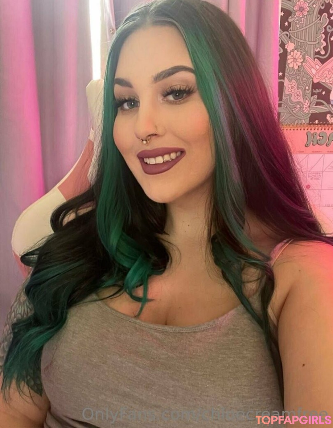chloecreamfree model sexy images