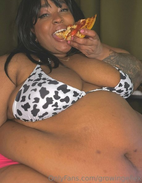 growingellex nice actress photo