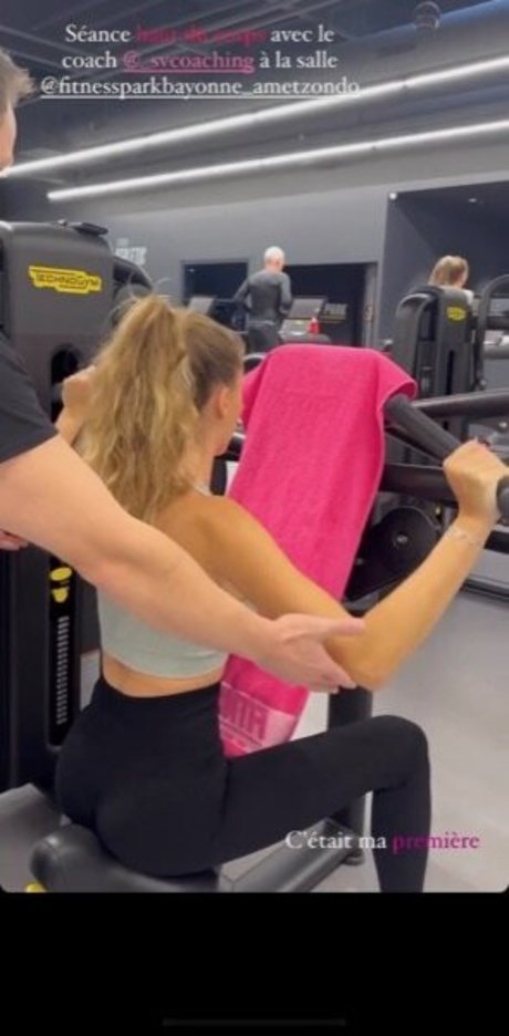 Cassandra Julia beautiful model picture