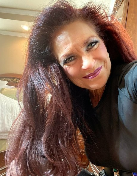 lesbian anal strapon onlyfans hot xxx galleries