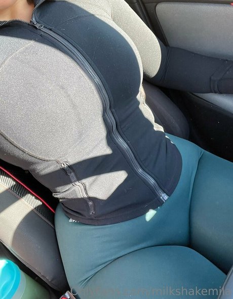 milkshakemila free pornstar img