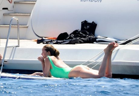 Rosie HW_ star nudes picture