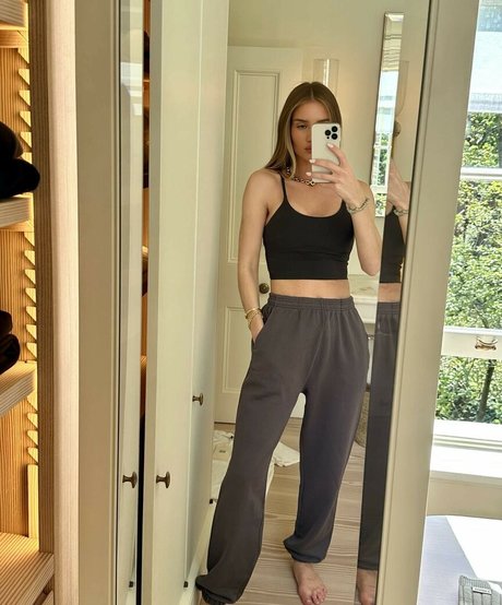 Rosie HW_ xxx actress images