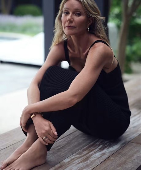 Gwyneth Paltrow profile image