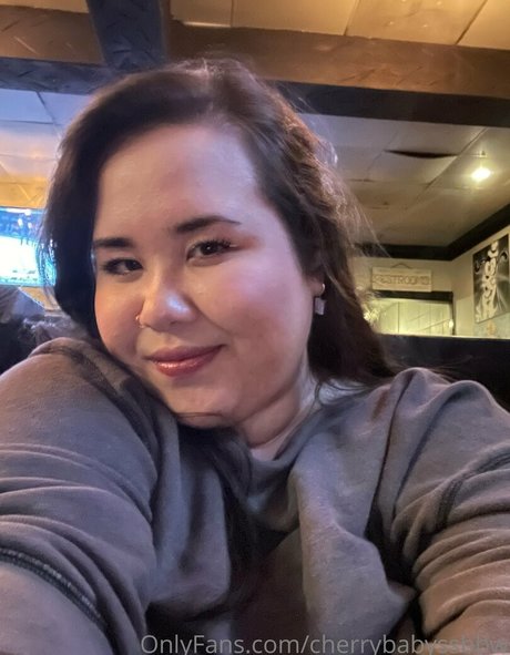 cherrybabyssbbw adult model picture