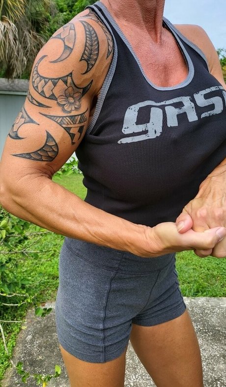 brooketyler hd star photo