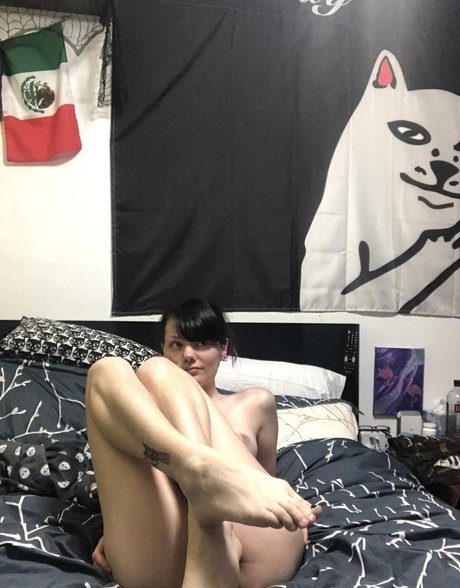 busty onlyfans hot nude photos