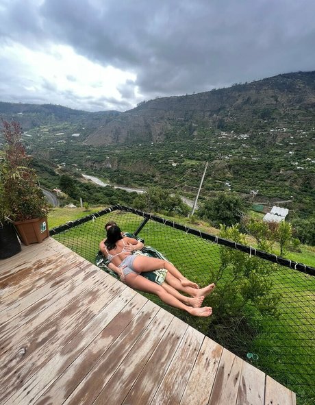 thewildwithyou erotic star image