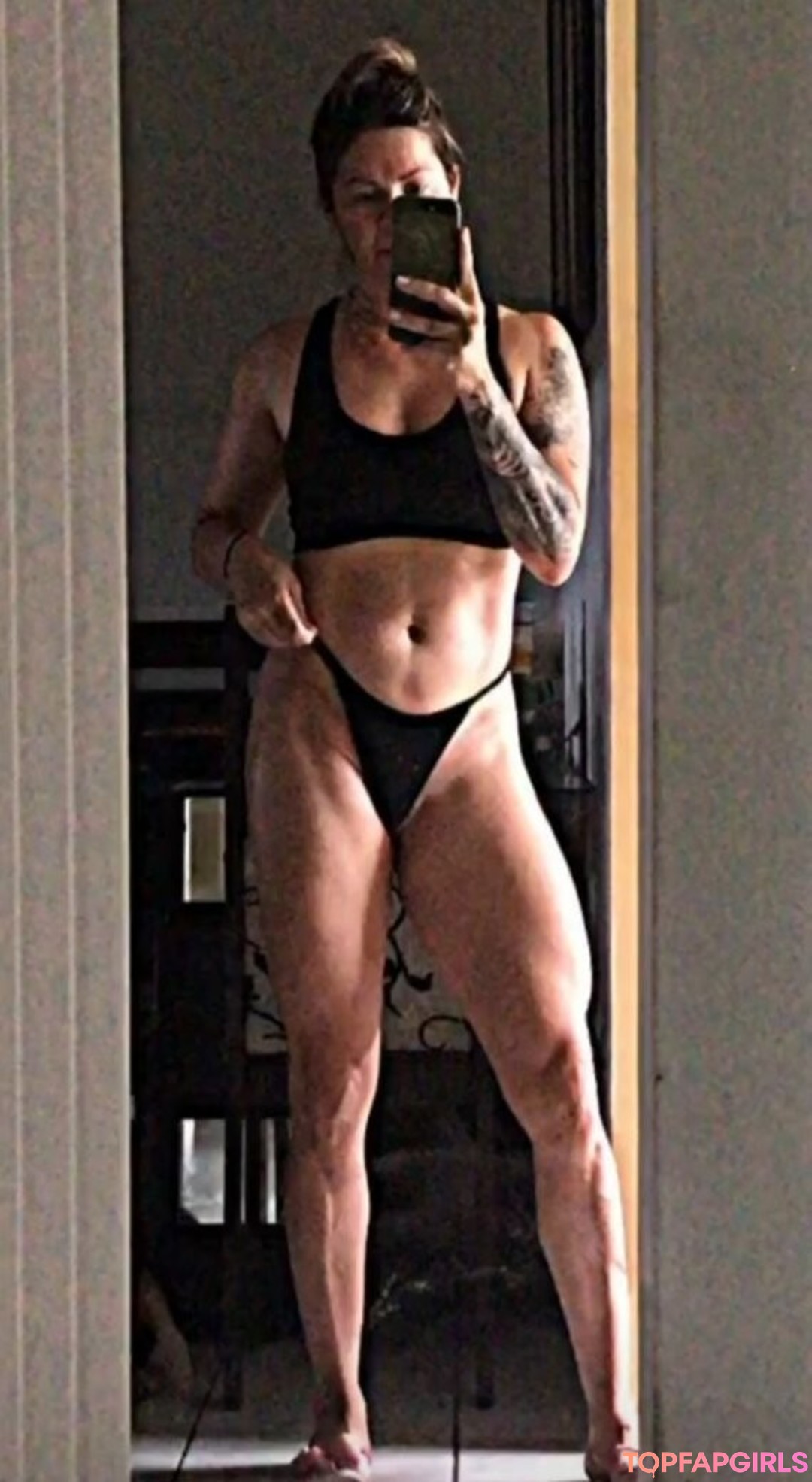 Paula Lins naked actress pictures