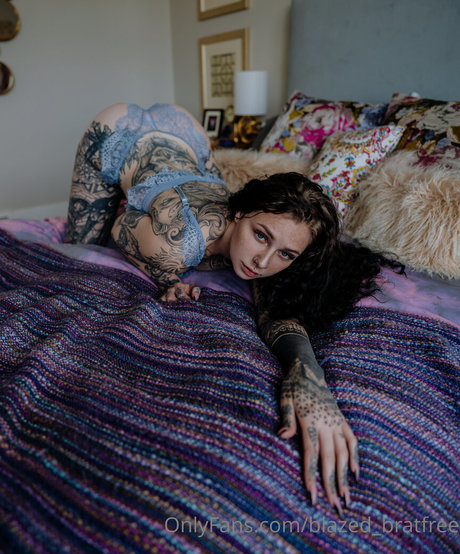 blazed bratfree star sexy picture