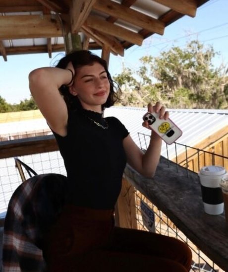 Victoria Kuhnley star nudes galleries