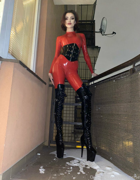 Lady Perse high quality actress picture