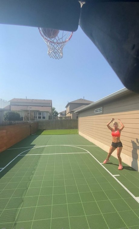 cassiebenderfitfree perfect pornstar gallery